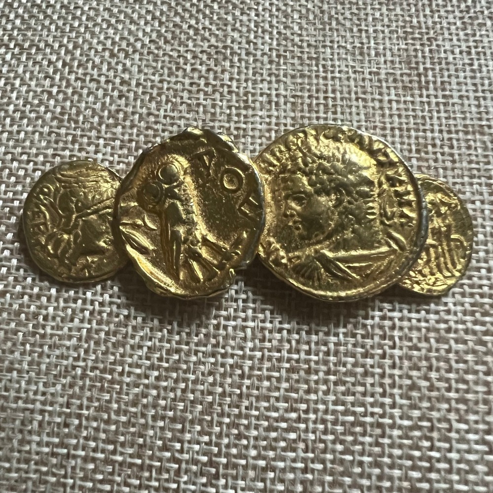 Vintage Gold Tone Ancient Roman Greek Coin Replica Brooch Pin 2.75" Academic